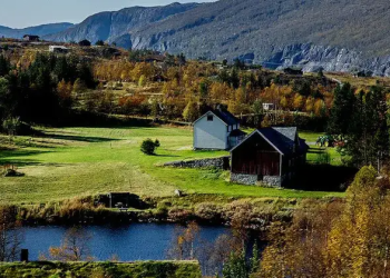 Creating a Serene Retreat: Zen-inspired Home Decor Ideas